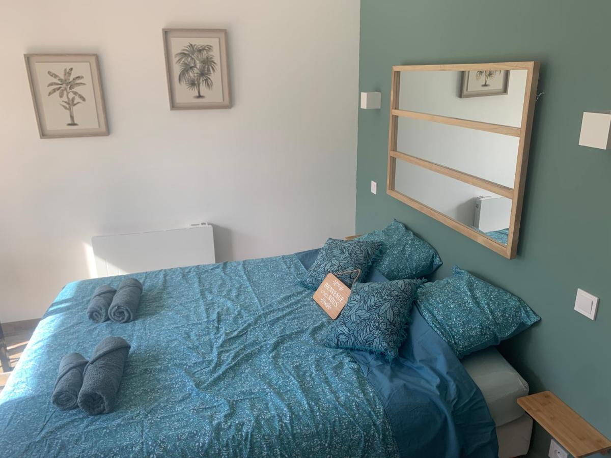Bambou Avec Piscine Holiday home Saint-Andeol-le-Chateau