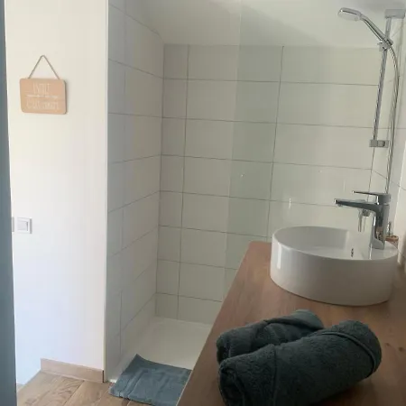 Gite Bambou Avec Piscine Saint-Andeol-le-Chateau Exterior photo